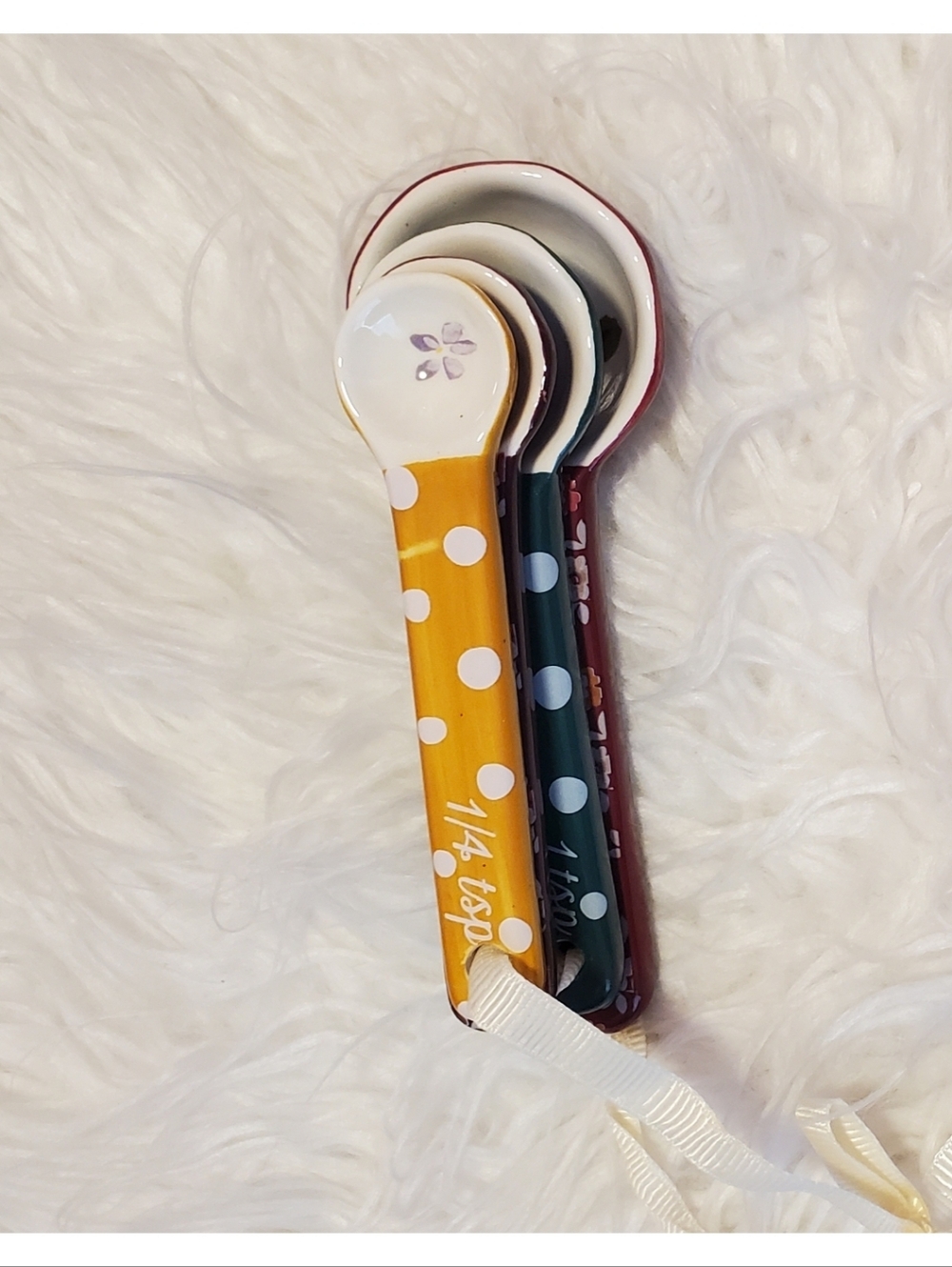 New Set of Pioneer Woman Measuring Spoons and Cups - Picture 8 of 11